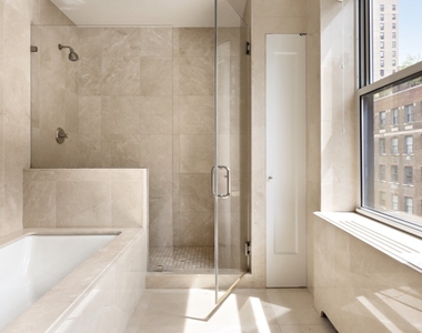 East 80th Street - Photo Thumbnail 10