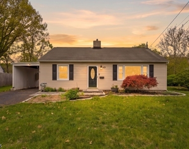 49 Louis Ave - Photo Thumbnail 15