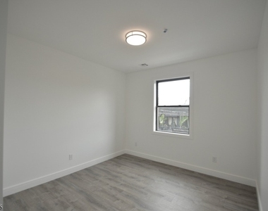 340 Millburn Ave - Photo Thumbnail 14