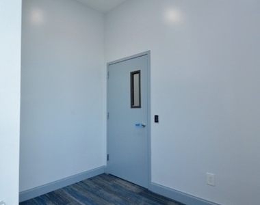 340 Millburn Ave - Photo Thumbnail 21