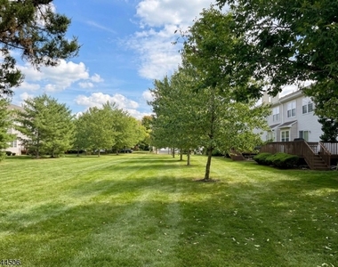 10 Dina Ln - Photo Thumbnail 24