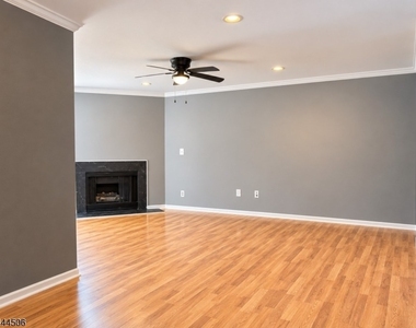 10 Dina Ln - Photo Thumbnail 6