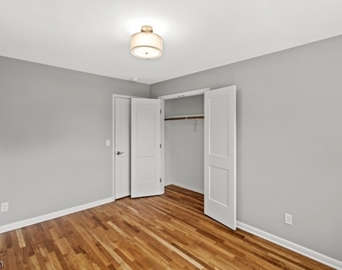 227 N 11th St - Photo Thumbnail 11