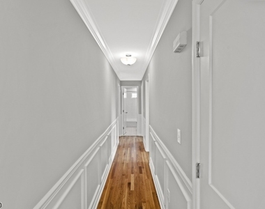 227 N 11th St - Photo Thumbnail 7