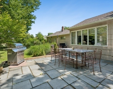 203 Dorchester St - Photo Thumbnail 20