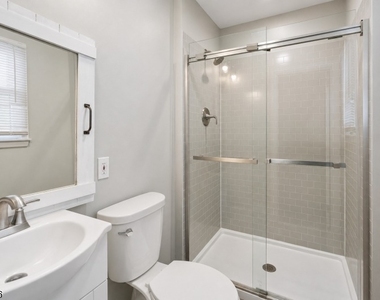 203 Dorchester St - Photo Thumbnail 14