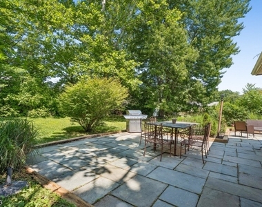 203 Dorchester St - Photo Thumbnail 21