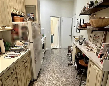 258 East 78th Street - Photo Thumbnail 3
