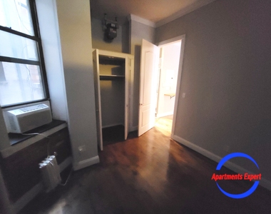 248 Mott Street - Photo Thumbnail 4