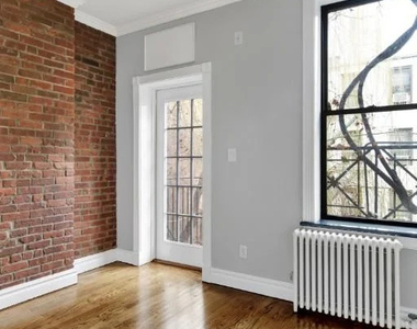 252 Mott Street - Photo Thumbnail 1