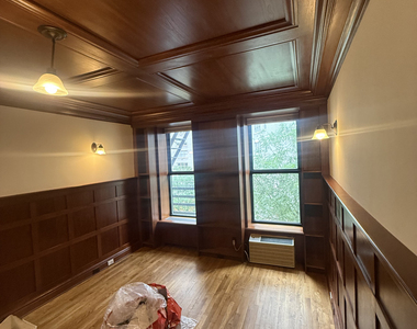 148 West 68th Street - Photo Thumbnail 1