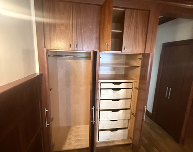 148 West 68th Street - Photo Thumbnail 2