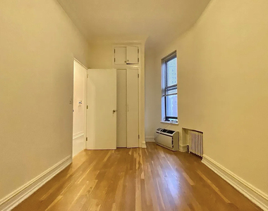 148 West 68th Street - Photo Thumbnail 3