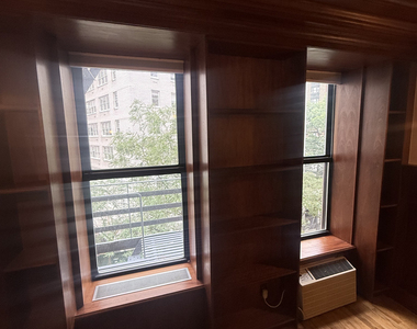 148 West 68th Street - Photo Thumbnail 9