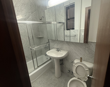 148 West 68th Street - Photo Thumbnail 7