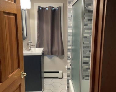 64 Abbott Avenue - Photo Thumbnail 14
