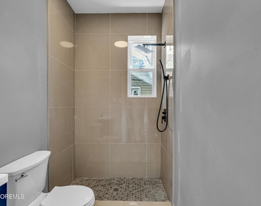 922 4th Avenue - Photo Thumbnail 6