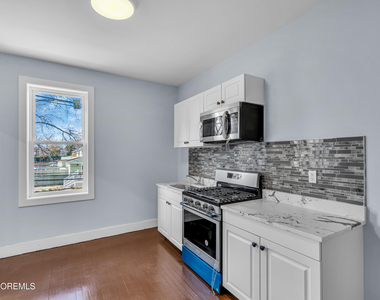 922 4th Avenue - Photo Thumbnail 9