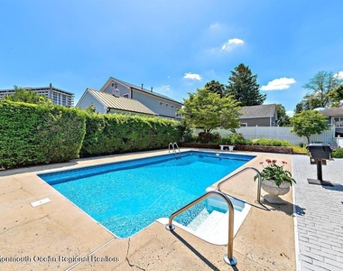 27 Shrewsbury Drive - Photo Thumbnail 41