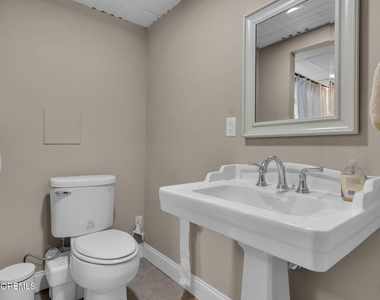 10 Woodland Terrace - Photo Thumbnail 29