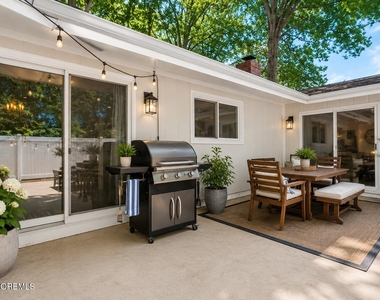 10 Woodland Terrace - Photo Thumbnail 20