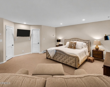 10 Woodland Terrace - Photo Thumbnail 13