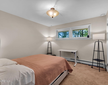 10 Woodland Terrace - Photo Thumbnail 18