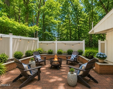 10 Woodland Terrace - Photo Thumbnail 4