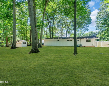 10 Woodland Terrace - Photo Thumbnail 3