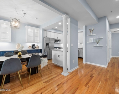 162 Main Street - Photo Thumbnail 15