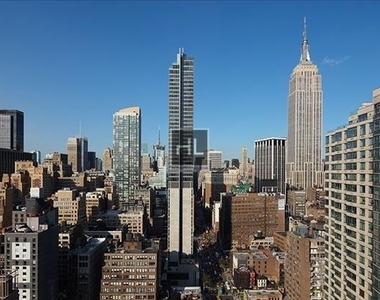 West 29th Street - Photo Thumbnail 4