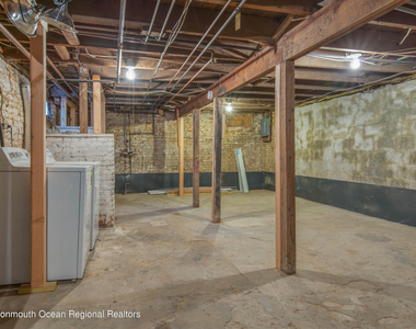 109 E River Road - Photo Thumbnail 25