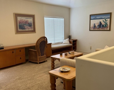 7272 E Gainey Ranch Road - Photo Thumbnail 13