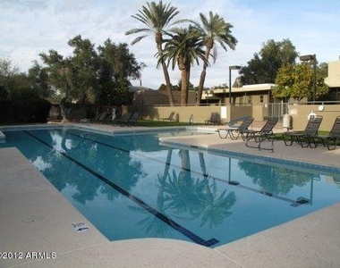 7272 E Gainey Ranch Road - Photo Thumbnail 25