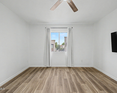 5995 N 78th Street - Photo Thumbnail 23