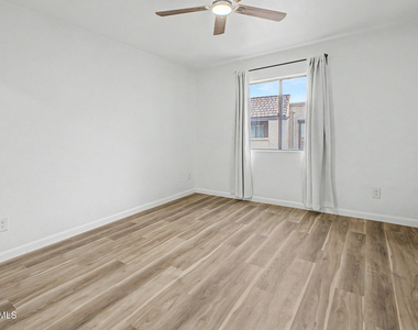 5995 N 78th Street - Photo Thumbnail 20