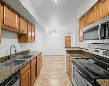 5995 N 78th Street - Photo Thumbnail 19