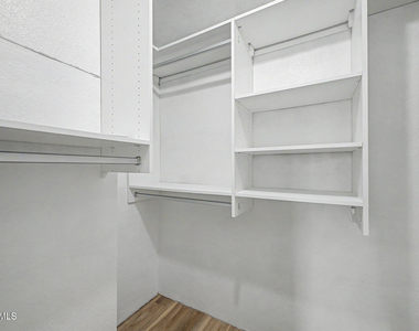 5995 N 78th Street - Photo Thumbnail 24