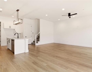 8909 Lowell Street - Photo Thumbnail 6