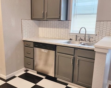 5720 Vickery Boulevard - Photo Thumbnail 4
