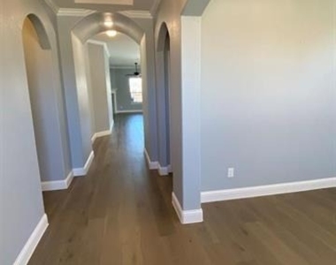 1554 Tyler Street - Photo Thumbnail 4