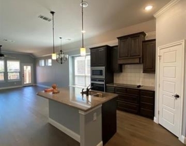 1554 Tyler Street - Photo Thumbnail 1