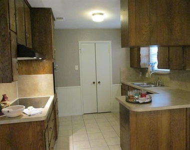 912 Shell Court - Photo Thumbnail 4
