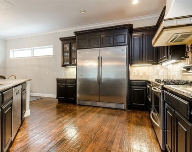 3817 Bowser Avenue - Photo Thumbnail 22