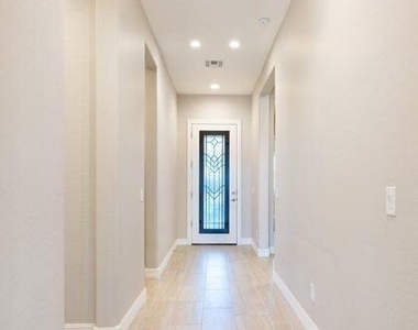 26282 N 106th Drive - Photo Thumbnail 2
