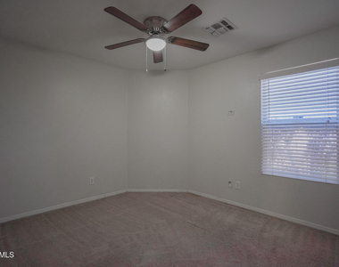 15614 N 34th Street - Photo Thumbnail 16