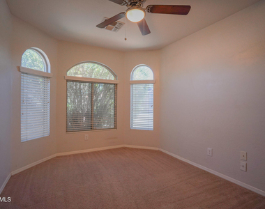 15614 N 34th Street - Photo Thumbnail 11