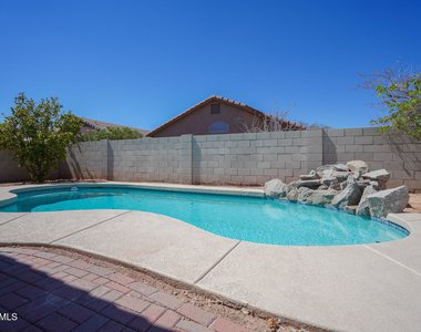 15614 N 34th Street - Photo Thumbnail 30
