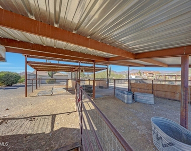 6914 E Highland Road - Photo Thumbnail 33