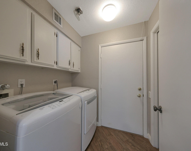 6914 E Highland Road - Photo Thumbnail 23